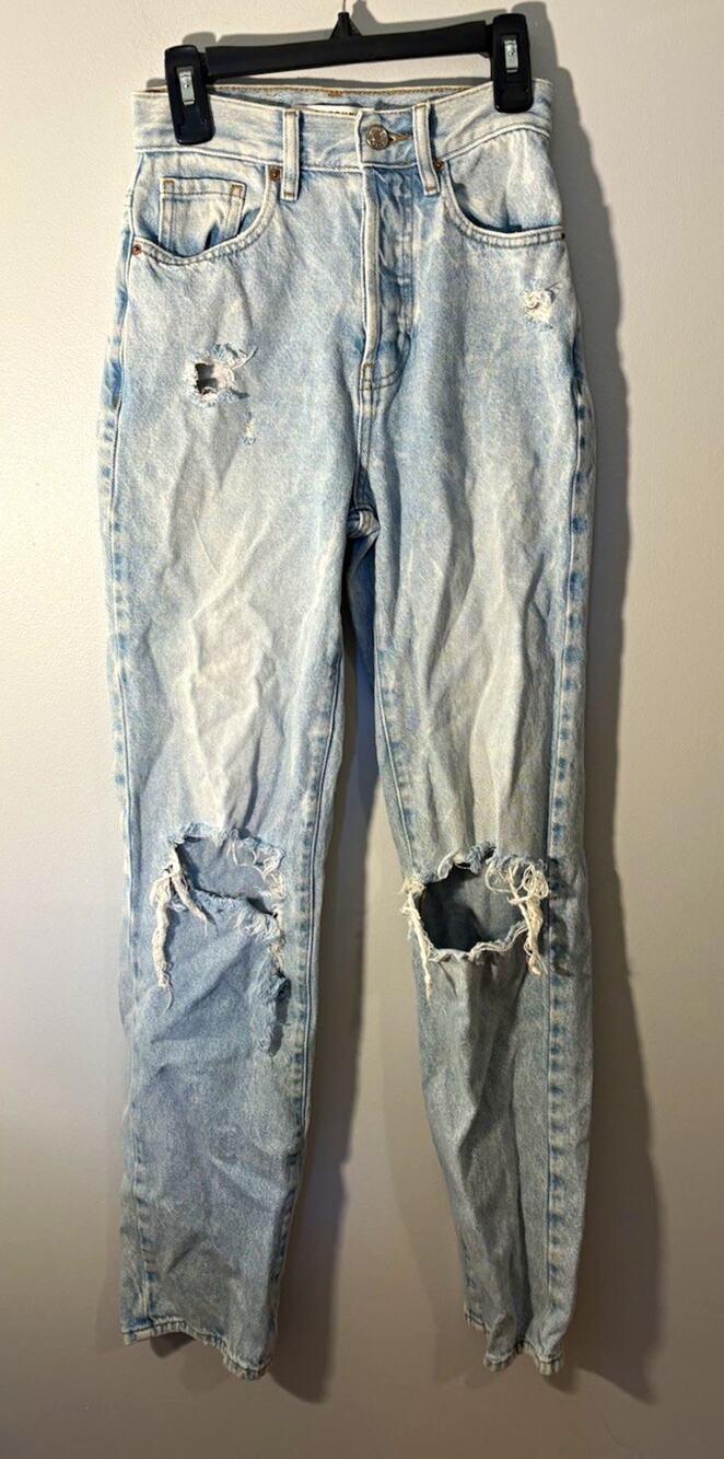PacSun Women’s Mom Jeans 2XS Blue Light Wash Distressed Relaxed Mid Rise